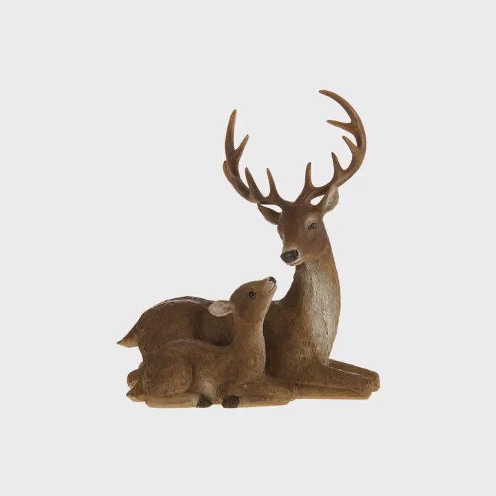 D5010 - LAYING REINDEER WITH FAWN