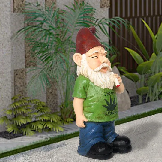 75616-U-XL - GNOME-SMOKING WEED 24 INCH  / 24" H