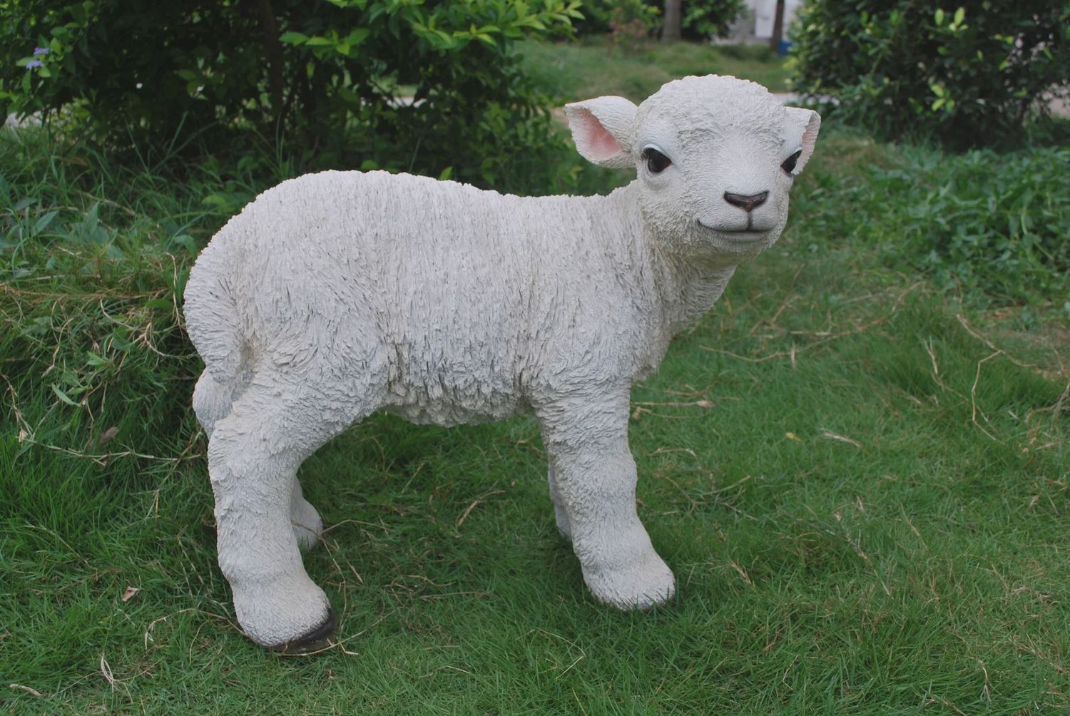 87946 - LAMB STANDING / 17" H