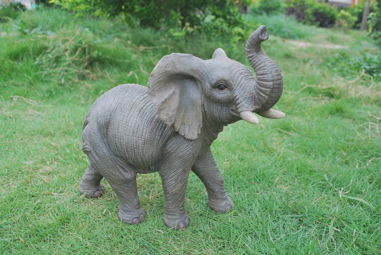 87947 - ELEPHANT WITH TRUNK UP / 12" H