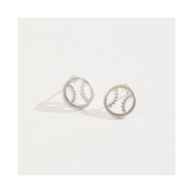 HW42660-76 - EARRING STUD BUD BASEBALL SILVER