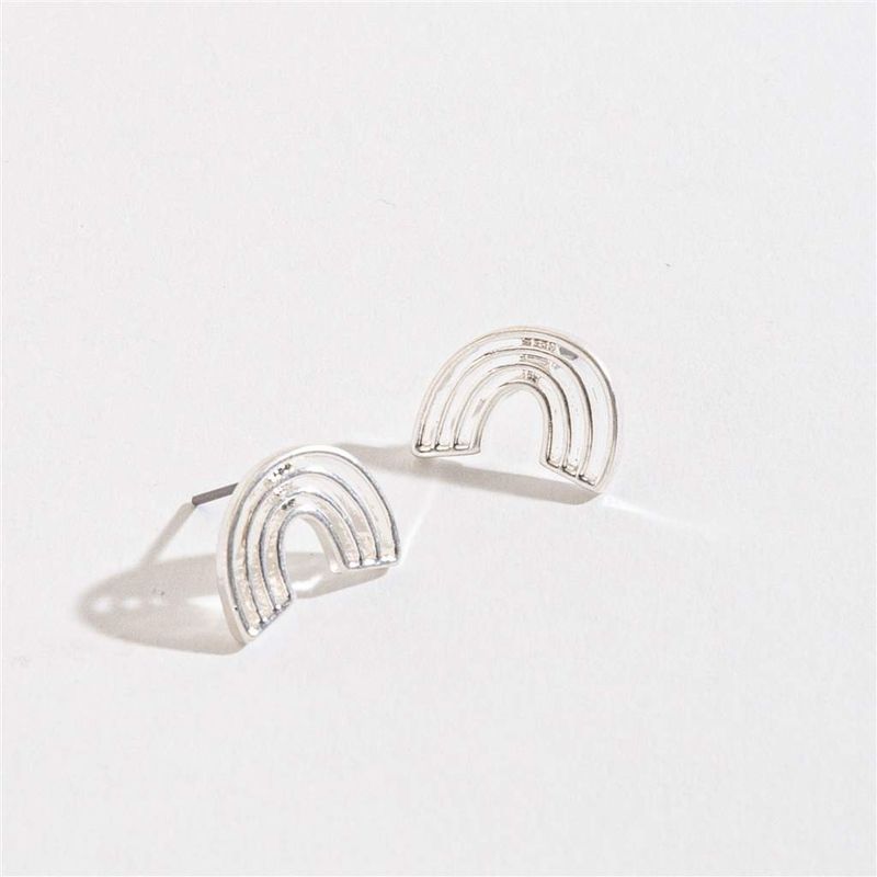 HW42512-76 - EARRING STUD BUD RAINBOW SILVER