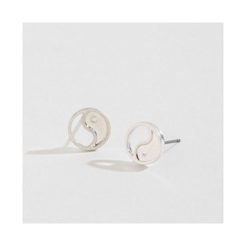 HW42548-76 - EARRING STUD BUD YINYANG SILVER