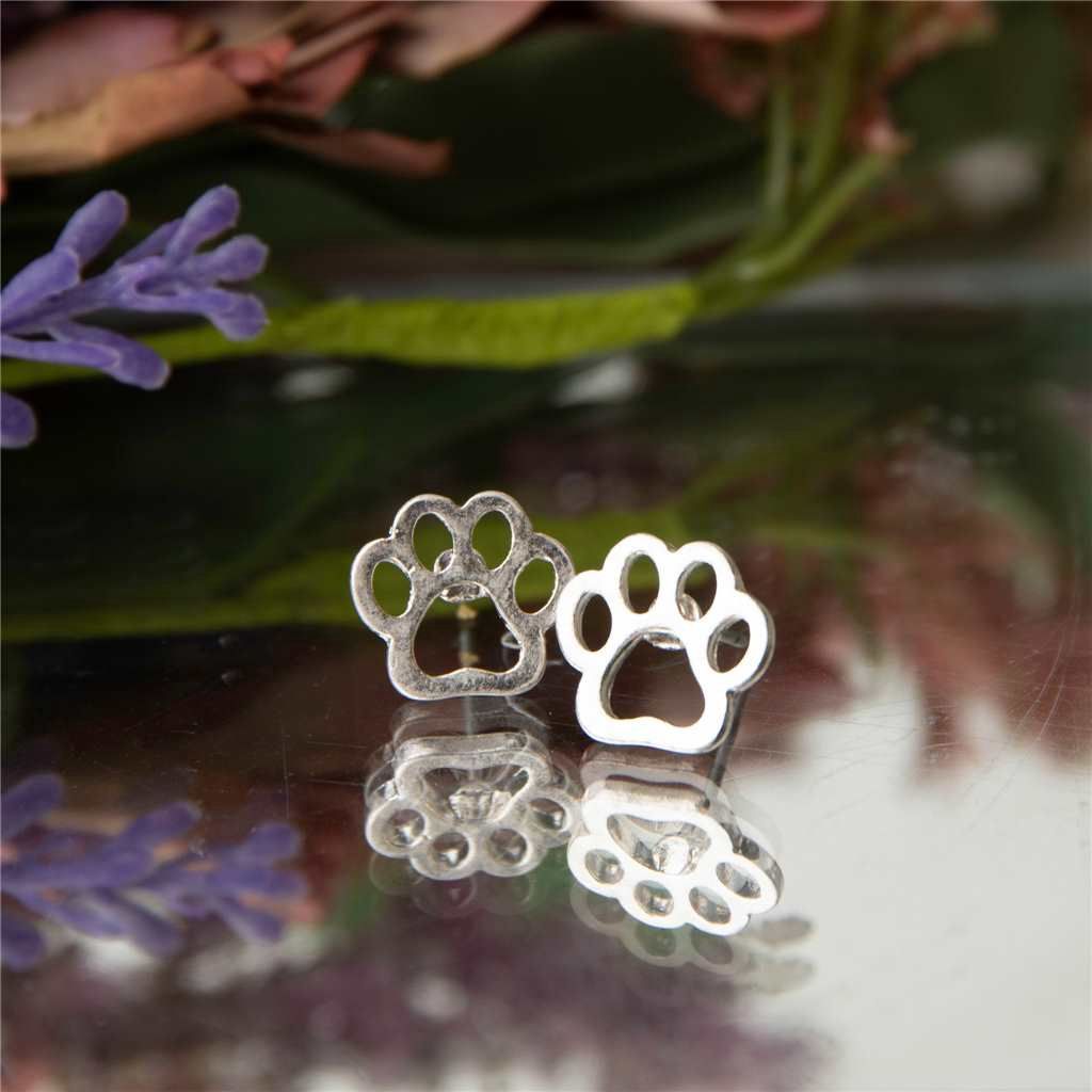 HW42570-76 - EARRING STUD BUD PAW SILVER