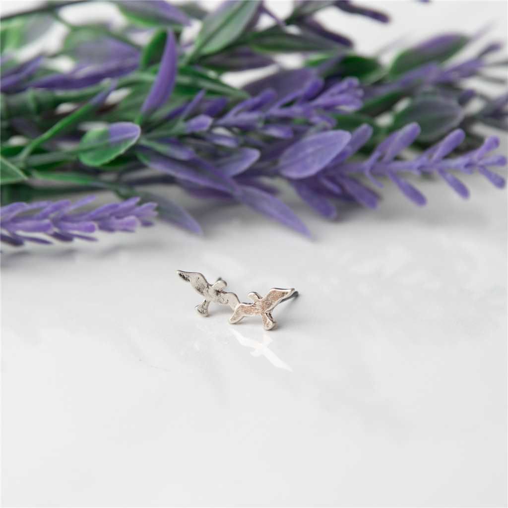 HW42534-76 - EARRING STUD BUD SEAGULL SILVER