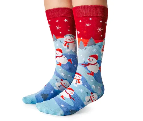 2087 - WOMEN'S SOCKS - SKATING SNOWMAN