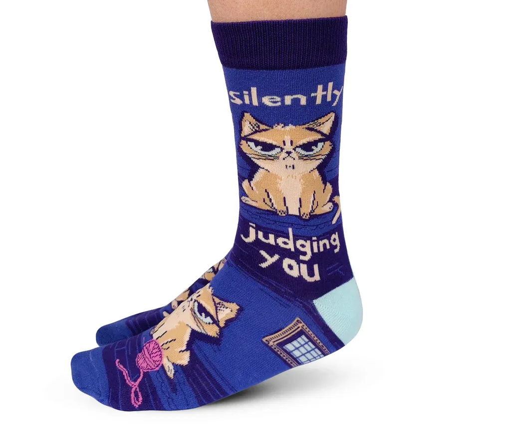 2858 - WOMEN'S SOCKS - JUDGING YOU