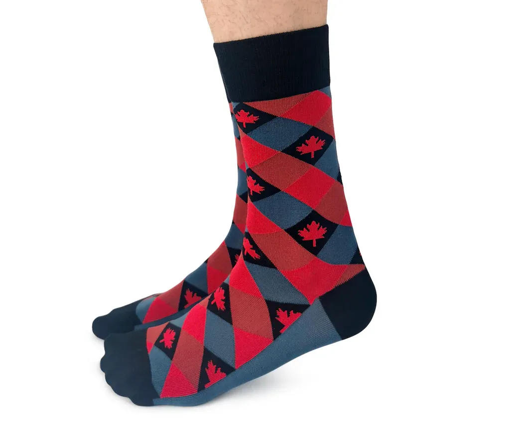 1547 - MEN'S SOCKS - PATRIOT LOVE