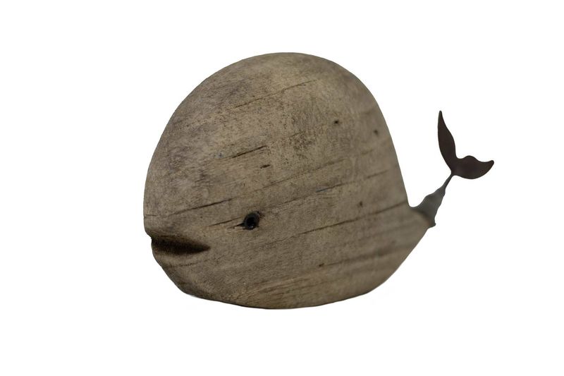 JYF199L - WOODEN  WHALE