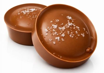 H49245 - MILK CARAMEL SEA SALT CHOCOLATE OREO COOKIE