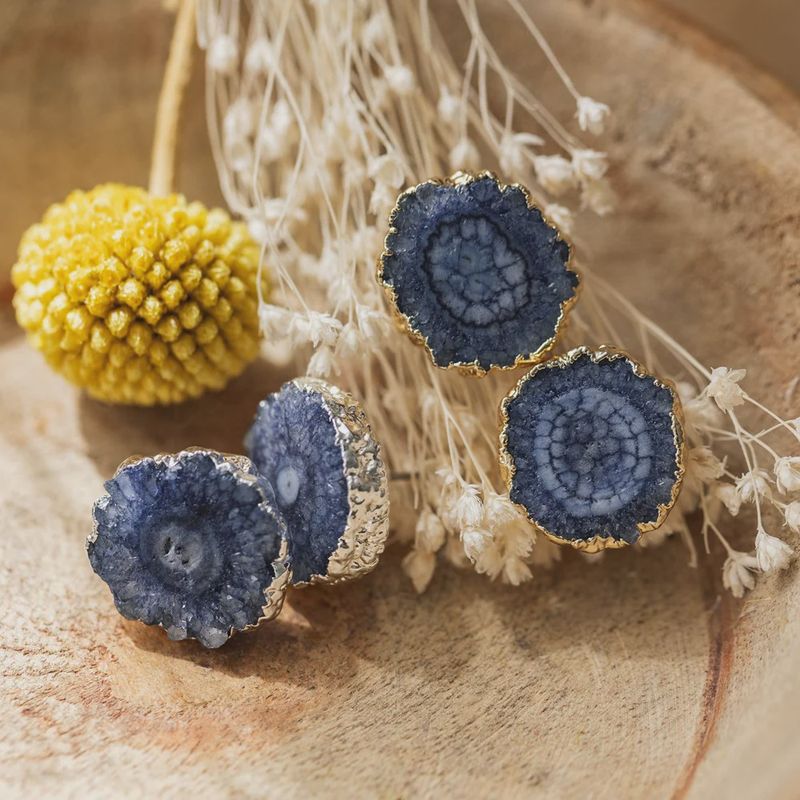 STUD EARRINGS - GEO LOVE