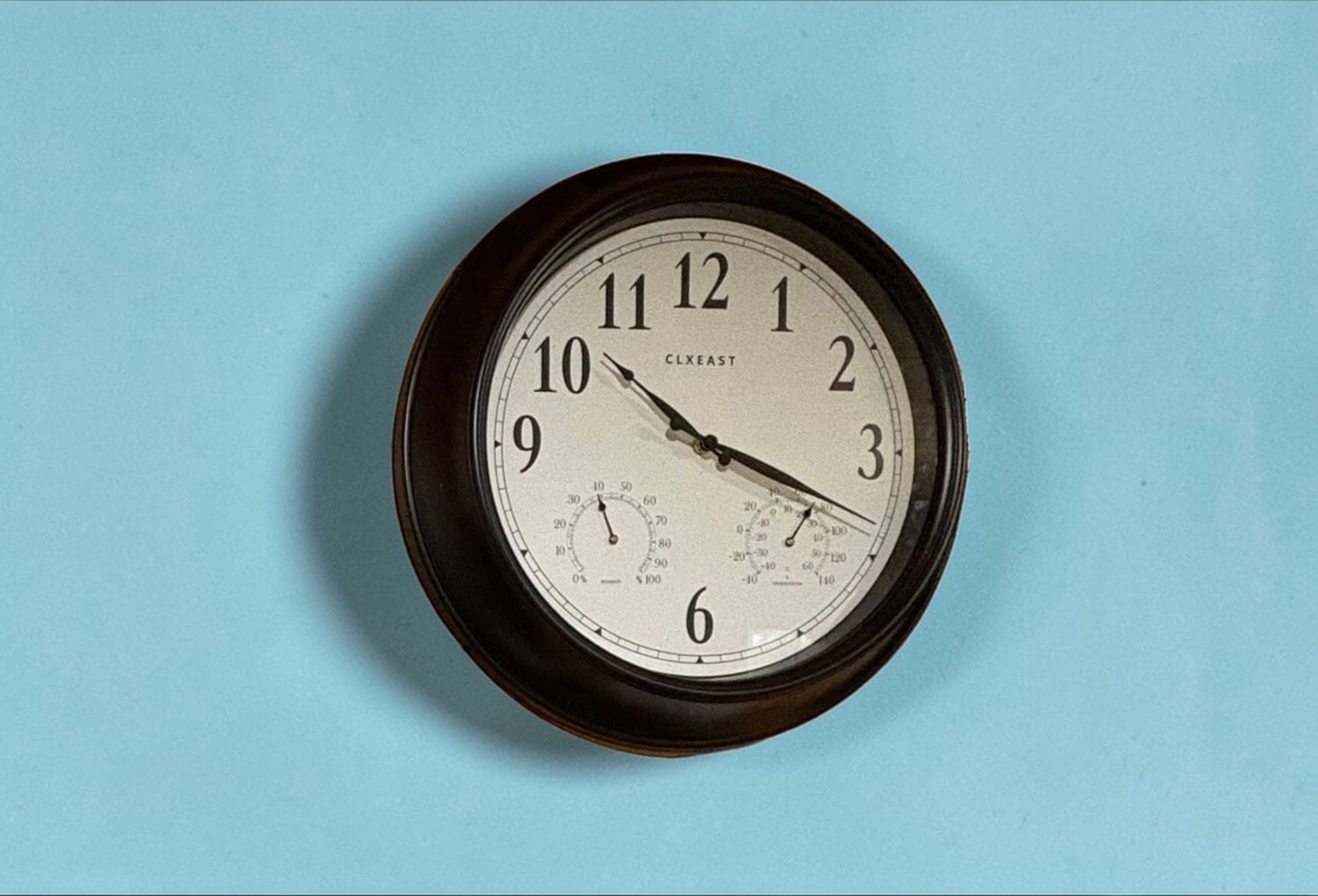 NUM /18" OUTDOOR  CLOCK - OIL RUBBED BRONZE