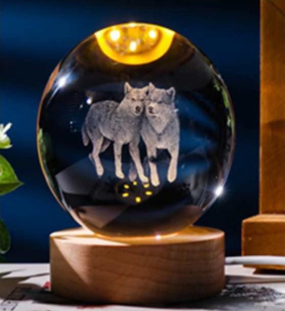 MXD82WF - 3D CRYSTAL BALL W/LED ILLUMINATING BASE - WOLVES
