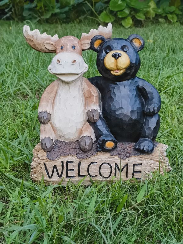 75619-V - BEAR + MOOSE WELCOME SIGN / 16.125" H