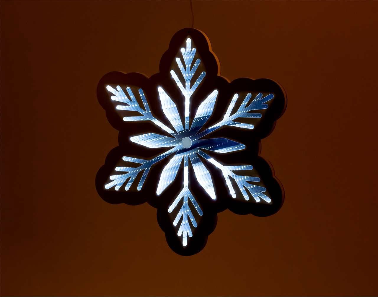 X4365 - 15" SNOWFLAKE INFINITY LIGHT