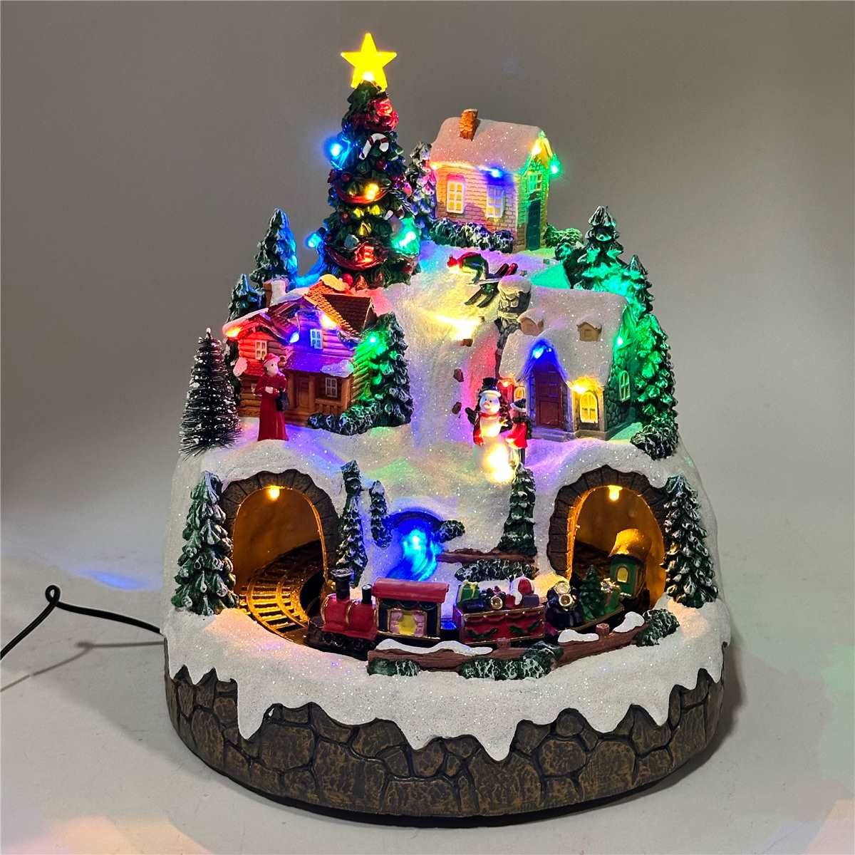 GLH328 - MUSICAL VILLAGE - W/SPINNING TRAIN