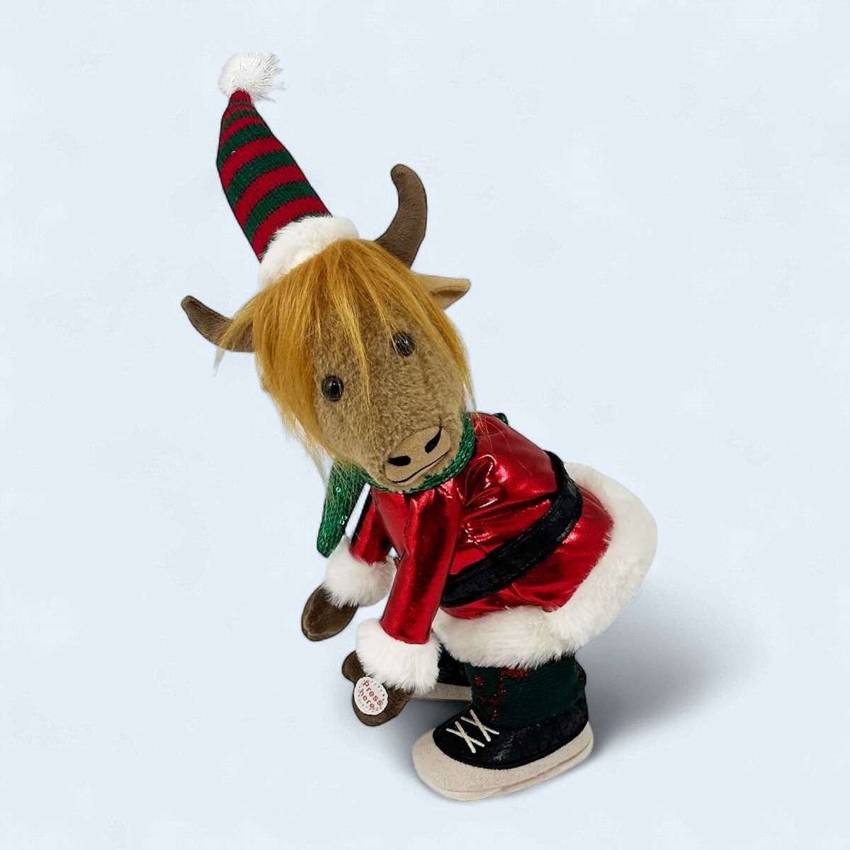 POT435 - SINGING + TWISTING HIGHLAND COW