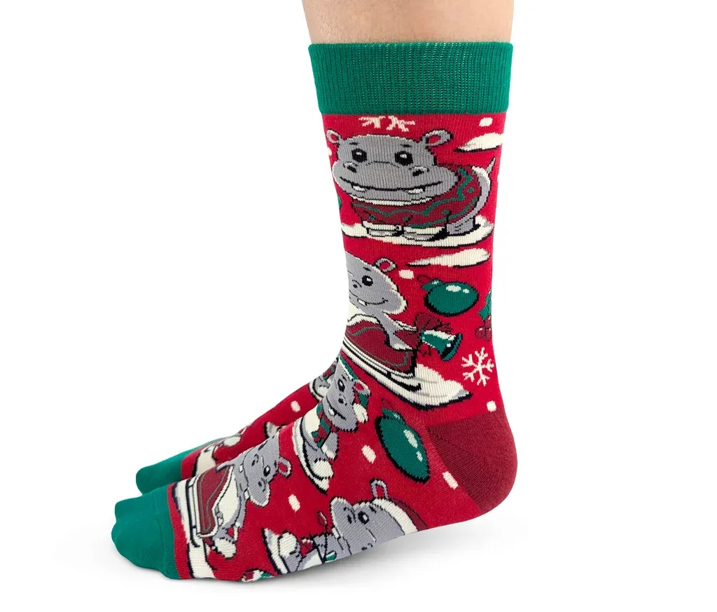 5378 - WOMEN'S SOCKS - A HIPPO CHRISTMAS