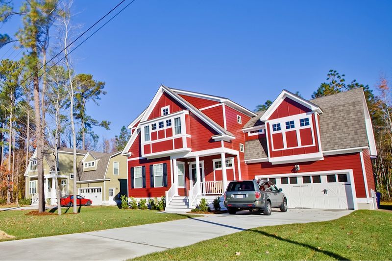 The Red Maple 305