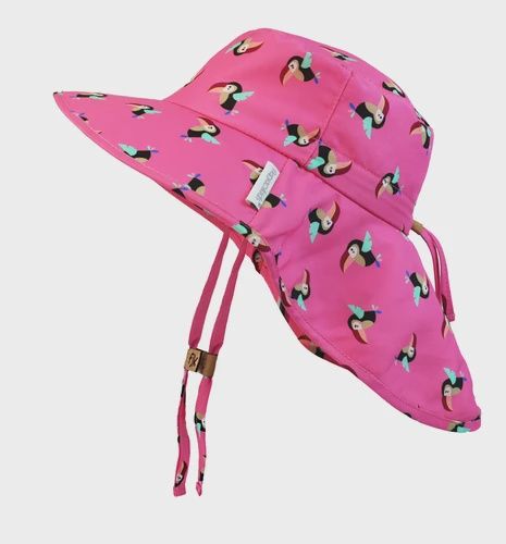 Chapeau avec cape de cou toucan