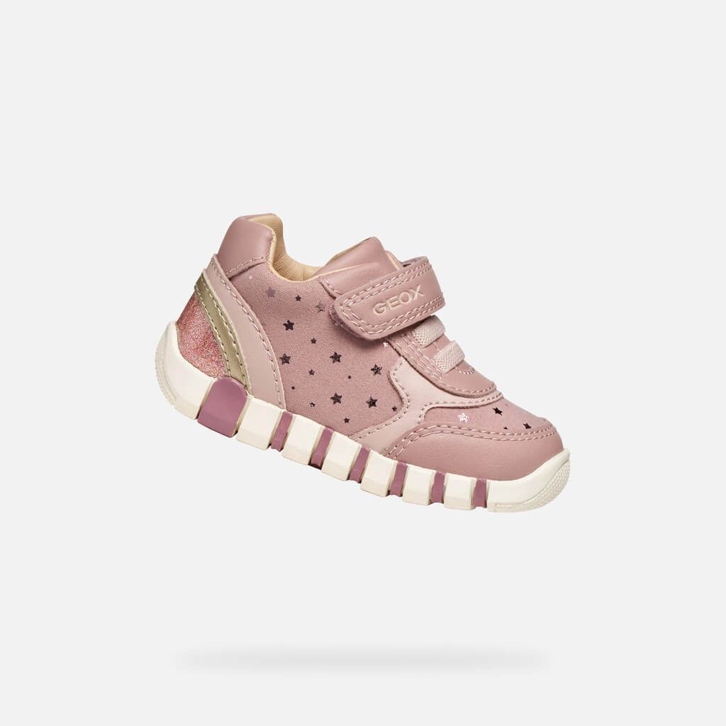 Soulier rose avec étoile
