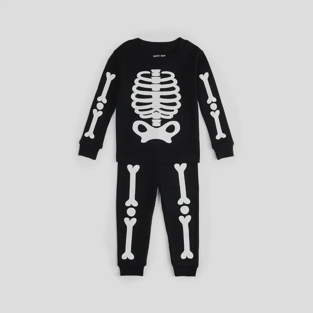 Ensemble pyjama noir à imprimés de squelettes phosphorescent Q02K