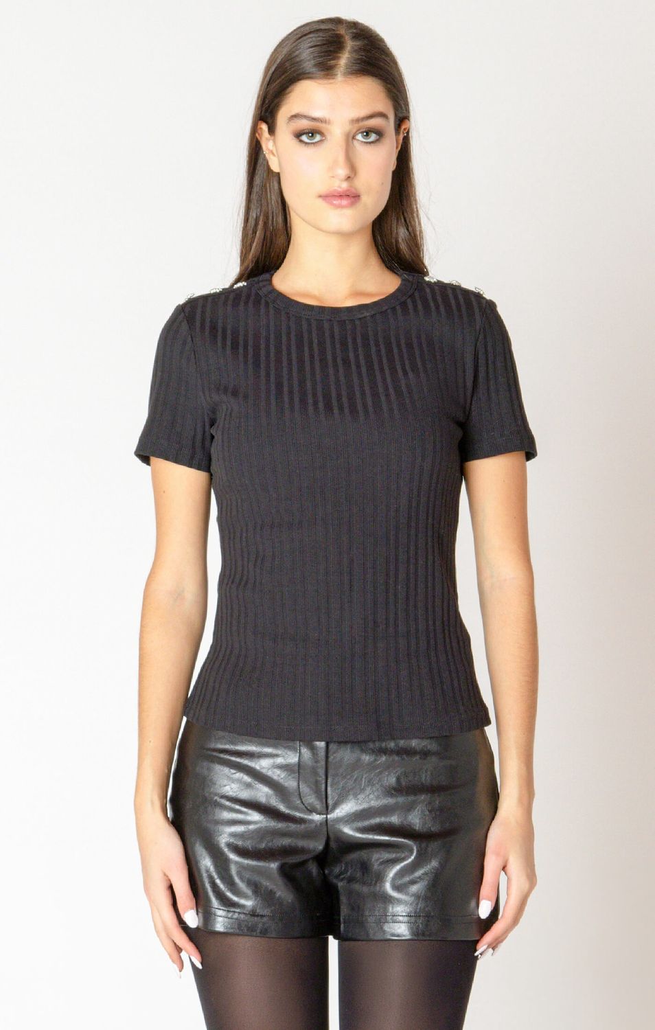 T-shirt côtelé embelli bouton éepaule 4031