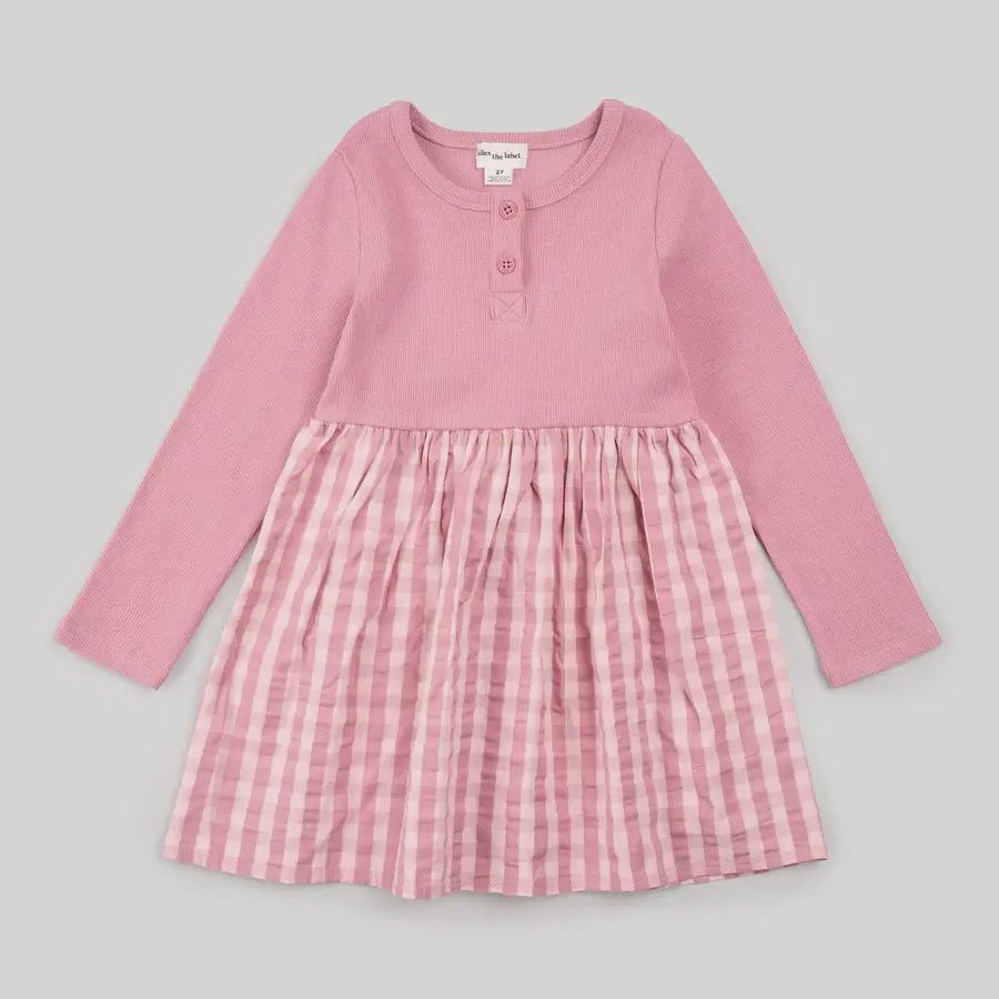 Robe à manche longue rose d01b