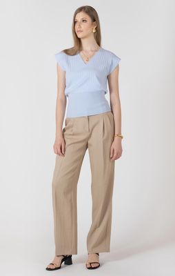 Chandail bleu poudre encolure en V 7002