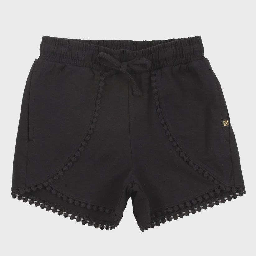 short noir, Grandeur: 5 ans