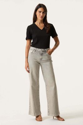 T-shirt noir col en V 0204