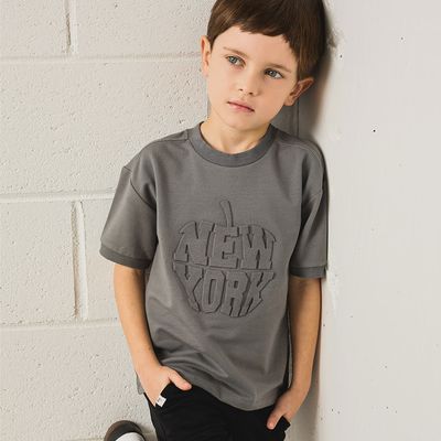 T-shirt gris foncé NYC Big Apple T03K