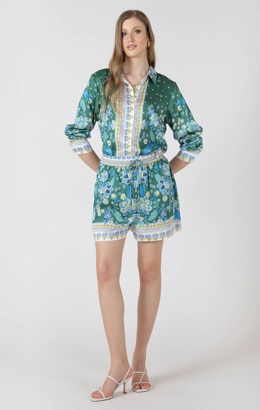 Chemisier à boutons en soie 3733