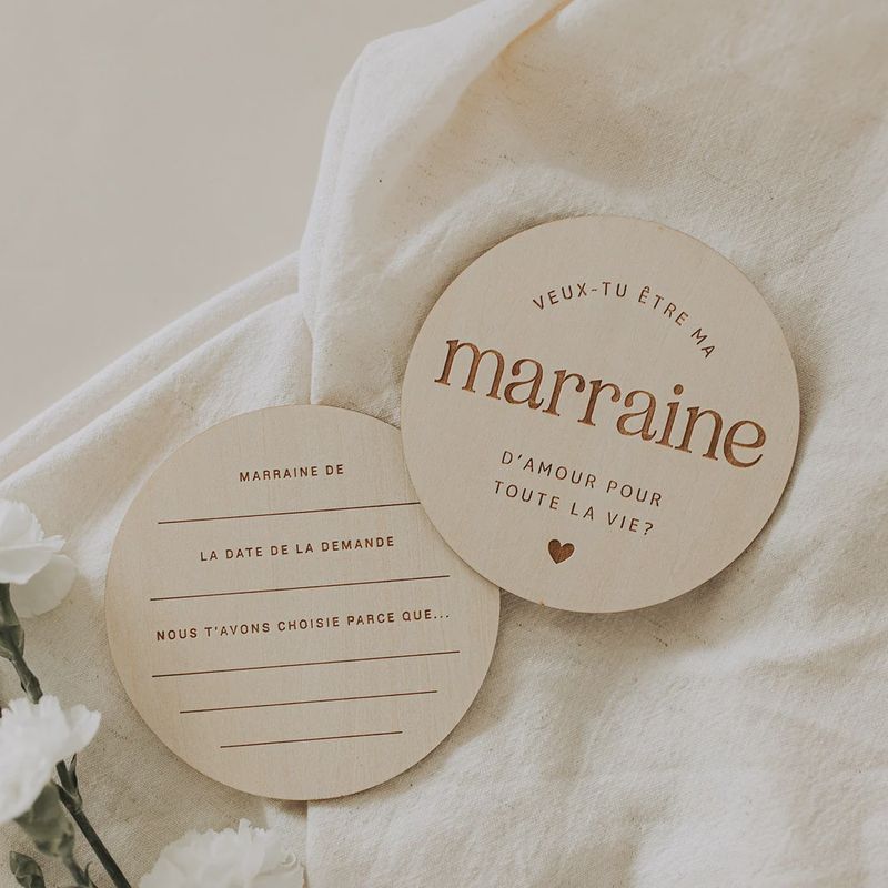 Pastille de bois - Marraine  MA1