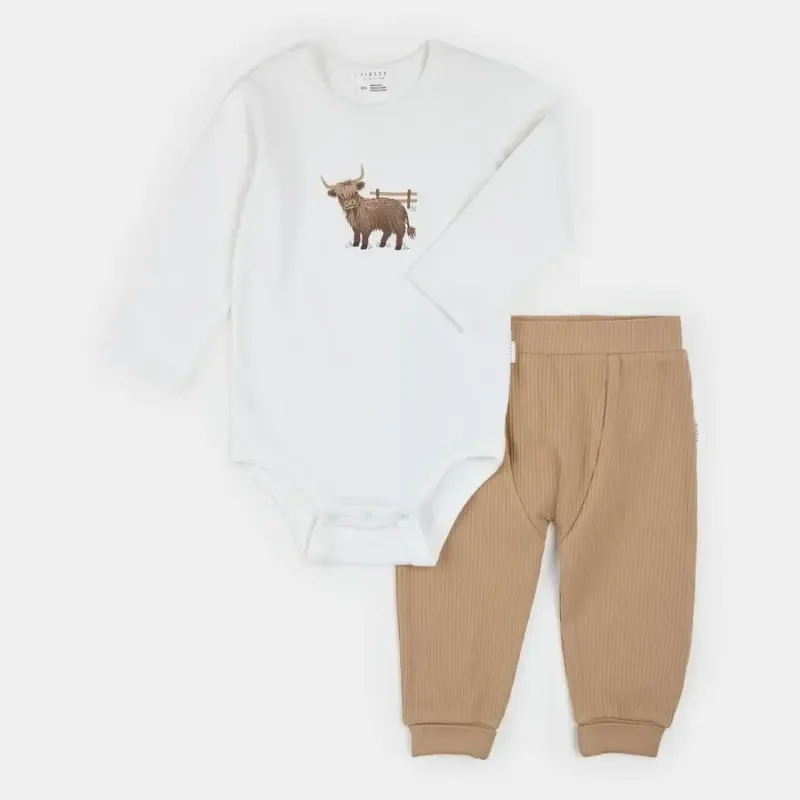 Ensemble Cache-couche et pantalon vache highland -32E