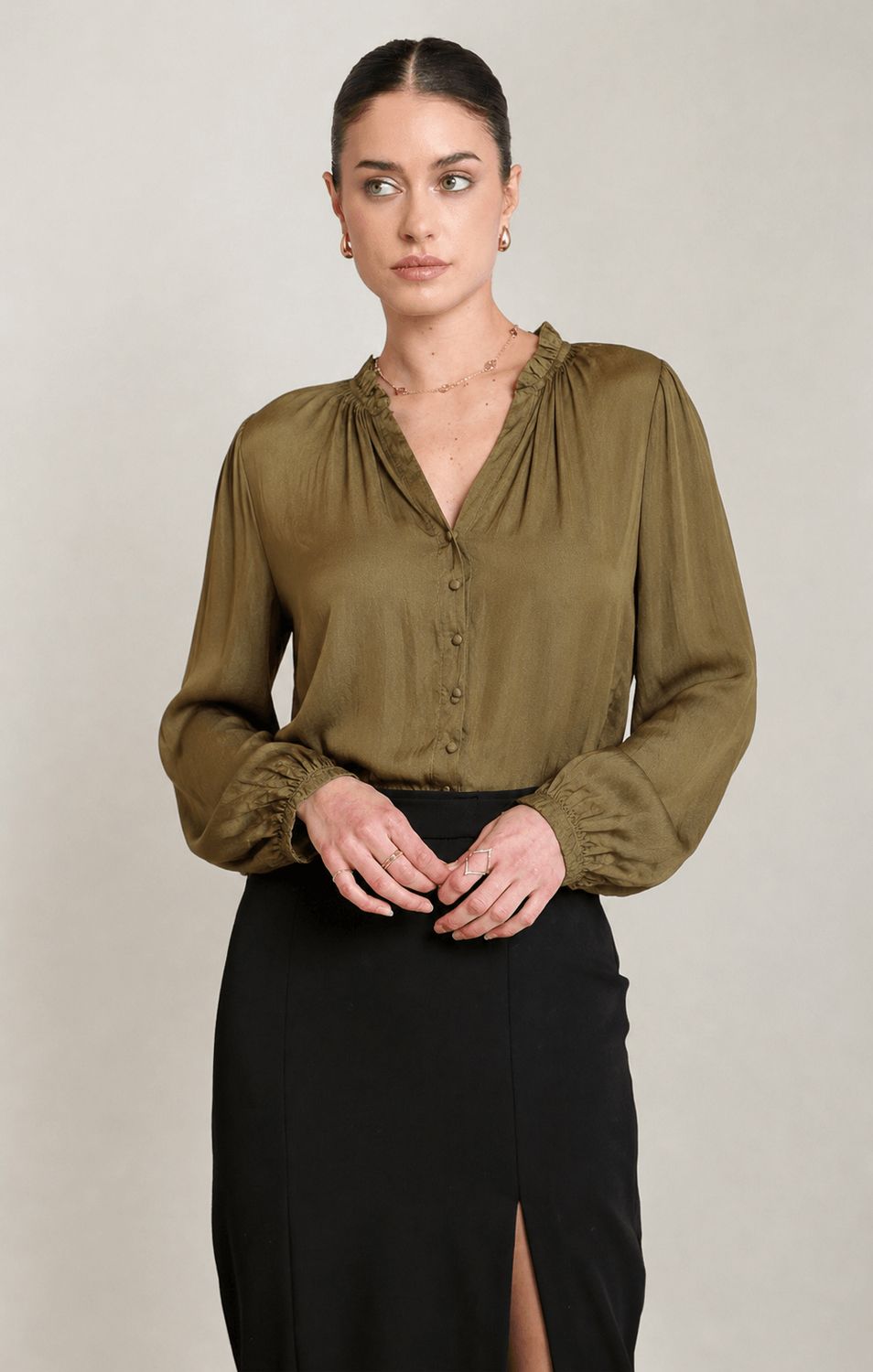 Chemisier en satin vert 3724