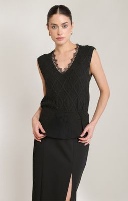 Tricot sans manche avec encolure en dentelle 7001