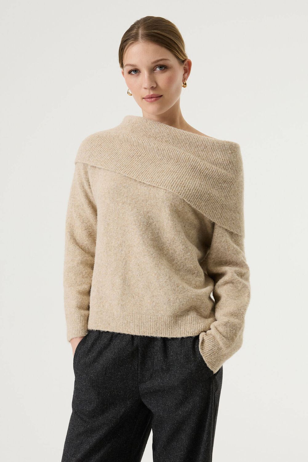 Pull beige 4447