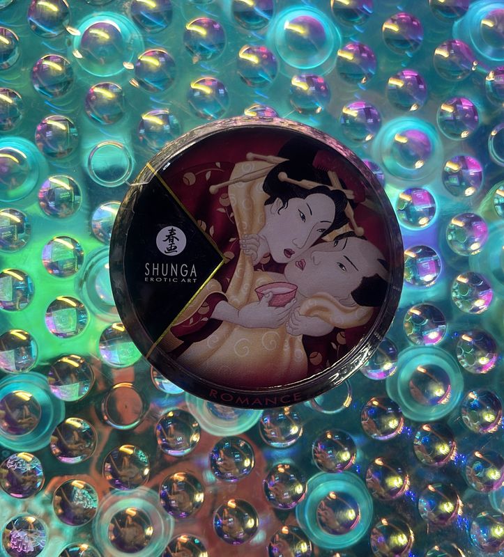 Shunga Sparkling Strawberry Wine Massage Candle