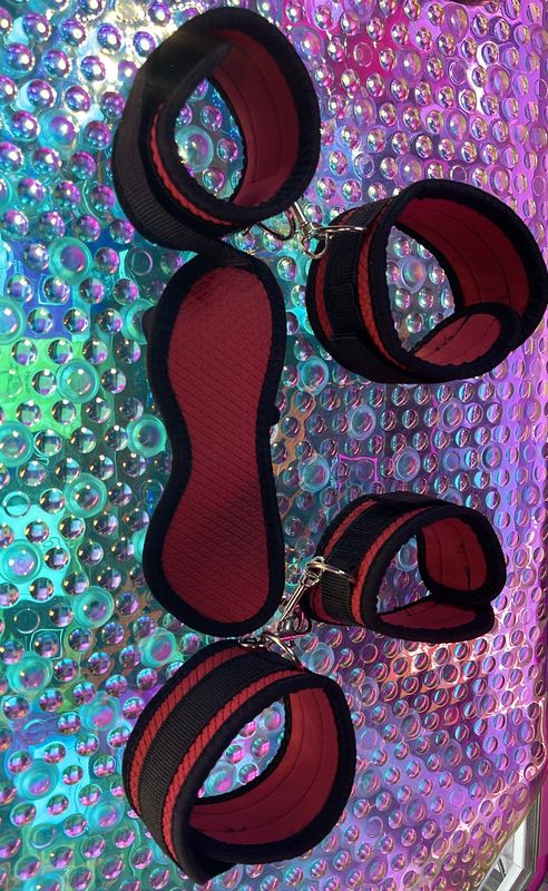 Red Bondage Set 3-Piece