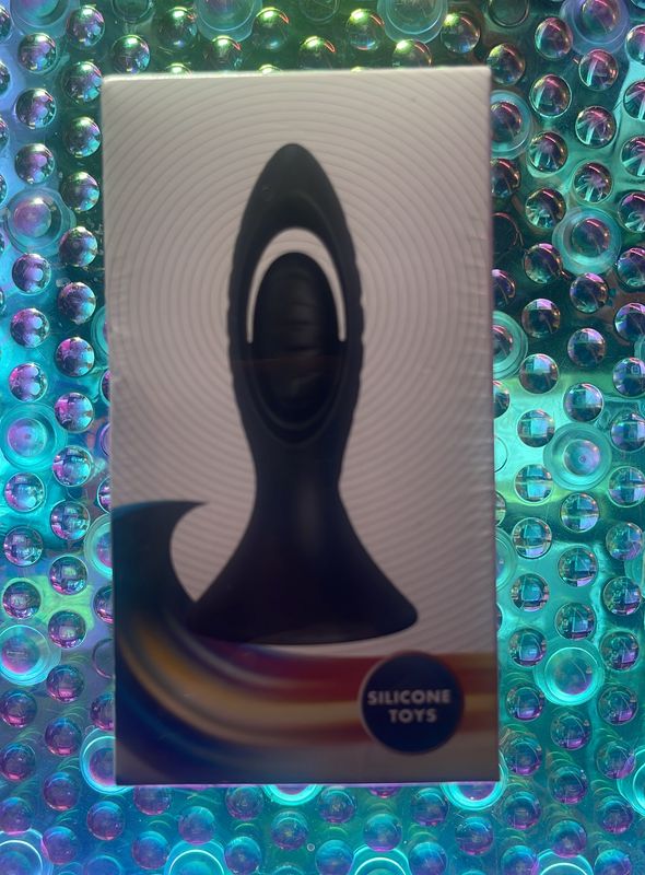 9 Speed Anal Plug w/Remote