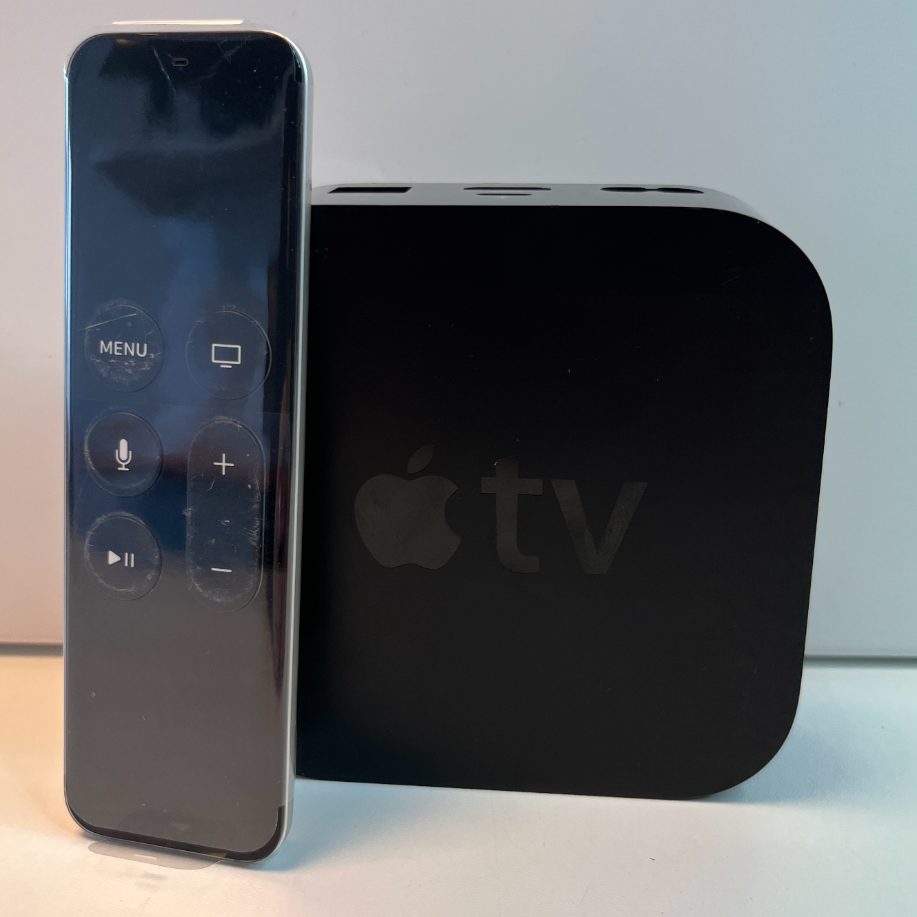 Apple TV (4th Generation) HD 32GB | Nette Staat!