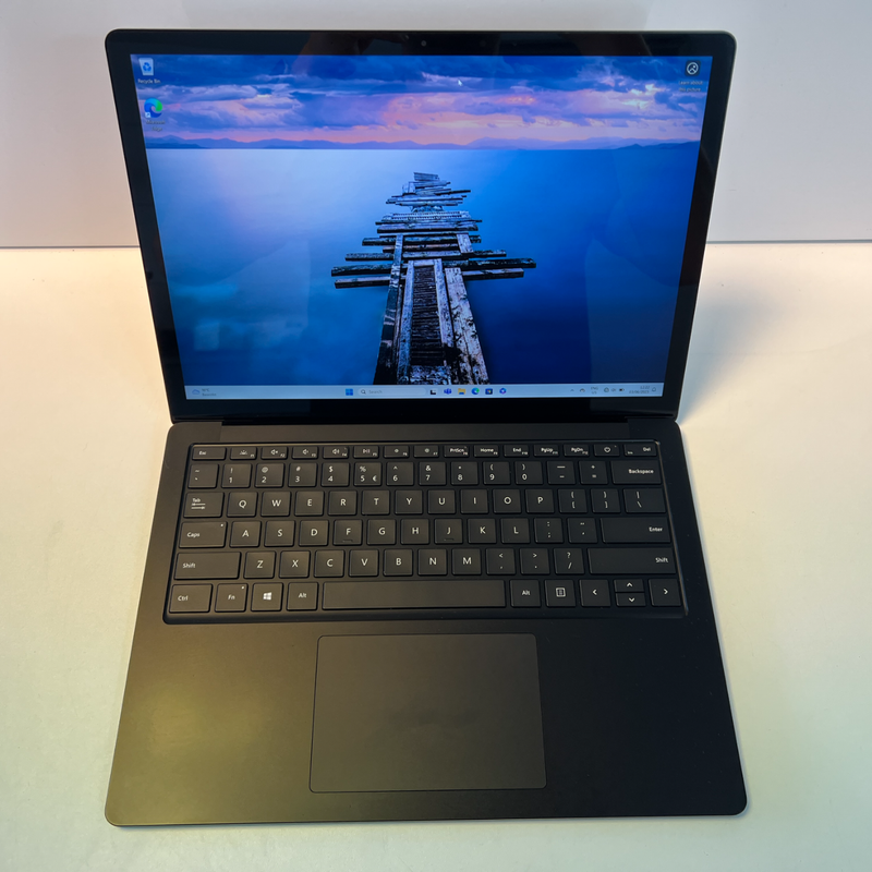 Microsoft Surface Laptop 4 | Ryzen 7 | 16GB | 512GB | Nette staat
