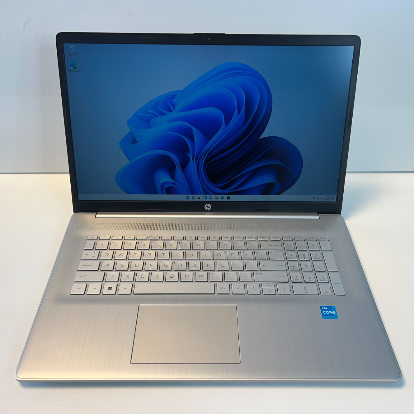 HP Laptop 17-CN0407ND 17 Inch laptop | i3 10e Gen | Zeer nette staat