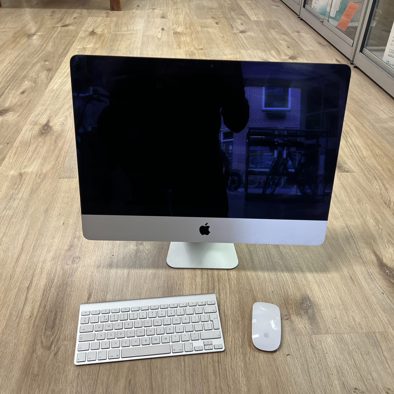 Apple iMac 21.5 Inch 2013 | i5 | 8GB | 1TB | + muis en toetsenbord