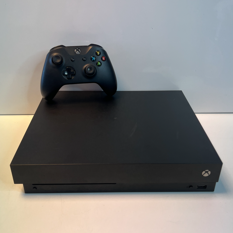 Microsft Xbox One X 1TB Zwart | Gebruikte staat