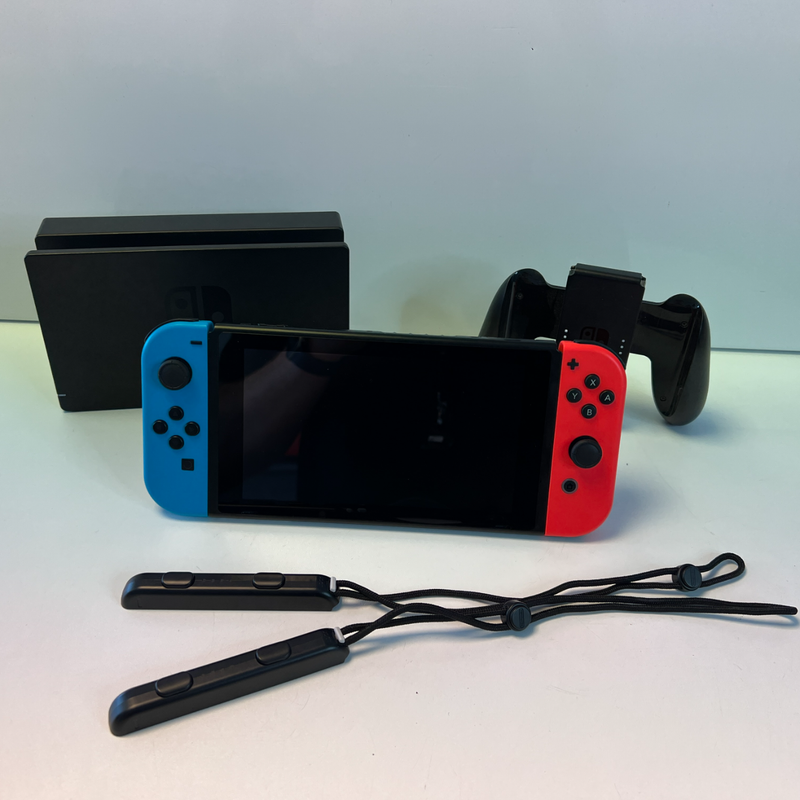 Nintendo Switch 32GB Rood Blauw | 2019 | Nette staat