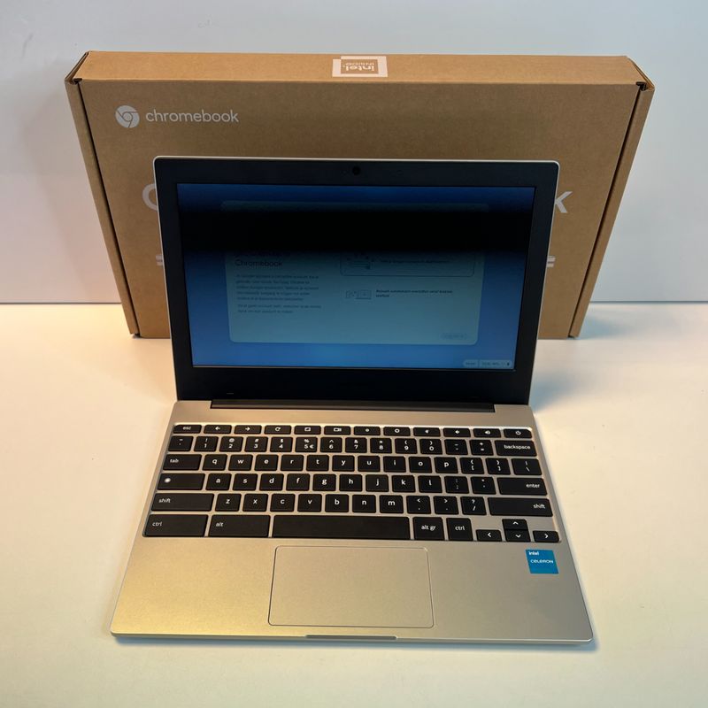 Samsung Galaxy Chromebook Go 11,6 Inch laptop | Zo goed als nieuw!