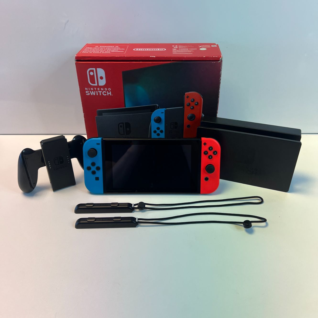 Nintendo Switch 32GB Rood Blauw | 2019 | Nette staat!