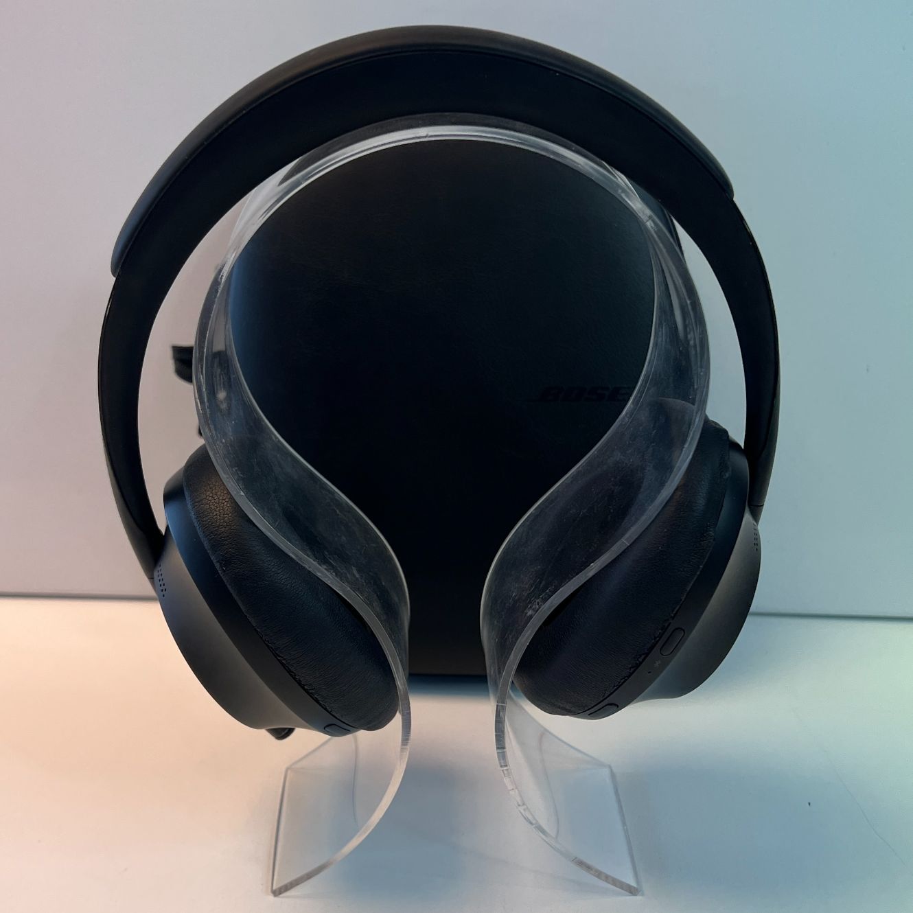 Bose 700 Noise cancelling Zwart + Hardcase | Gebruikt